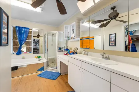 2737 SW 4th Place Gainesville FL 32607