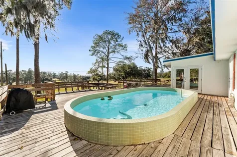 2737 SW 4th Place Gainesville FL 32607