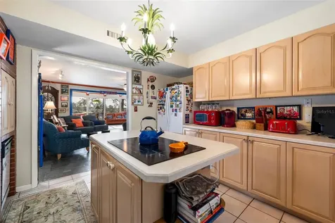 2737 SW 4th Place Gainesville FL 32607