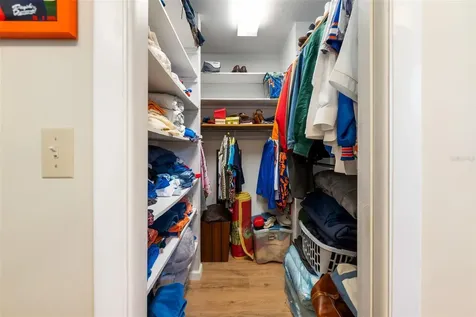 2737 SW 4th Place Gainesville FL 32607