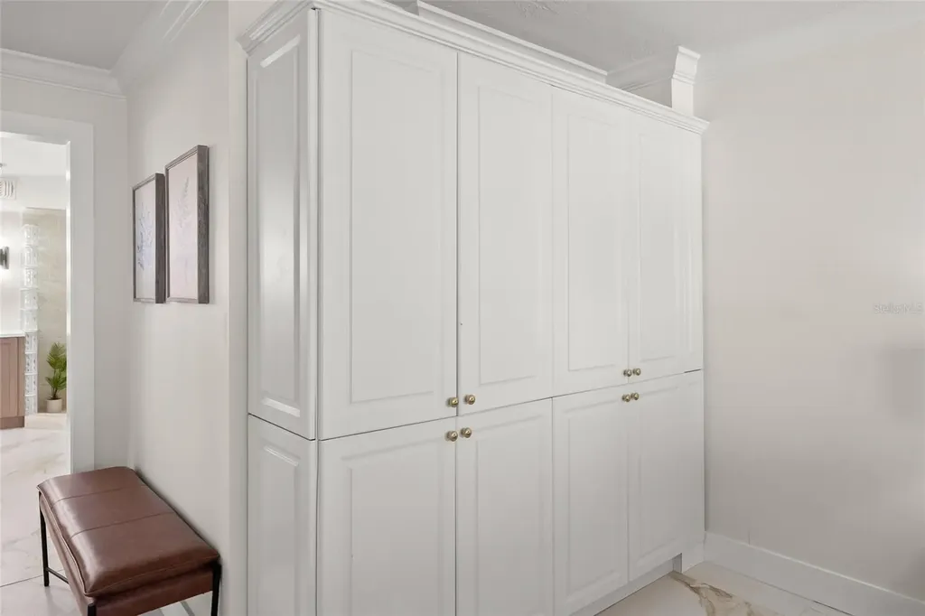 5880 Midnight Pass Road Sarasota FL 34242