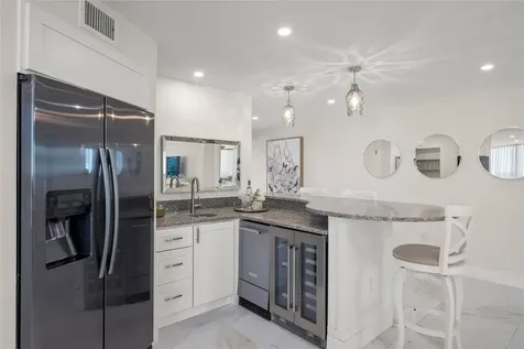 5880 Midnight Pass Road Sarasota FL 34242