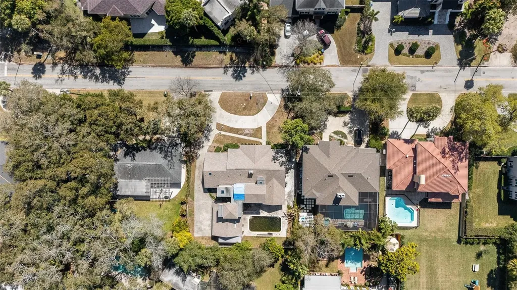 4205 W Azeele Street Tampa FL 33609