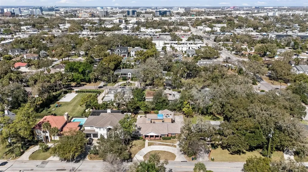4205 W Azeele Street Tampa FL 33609