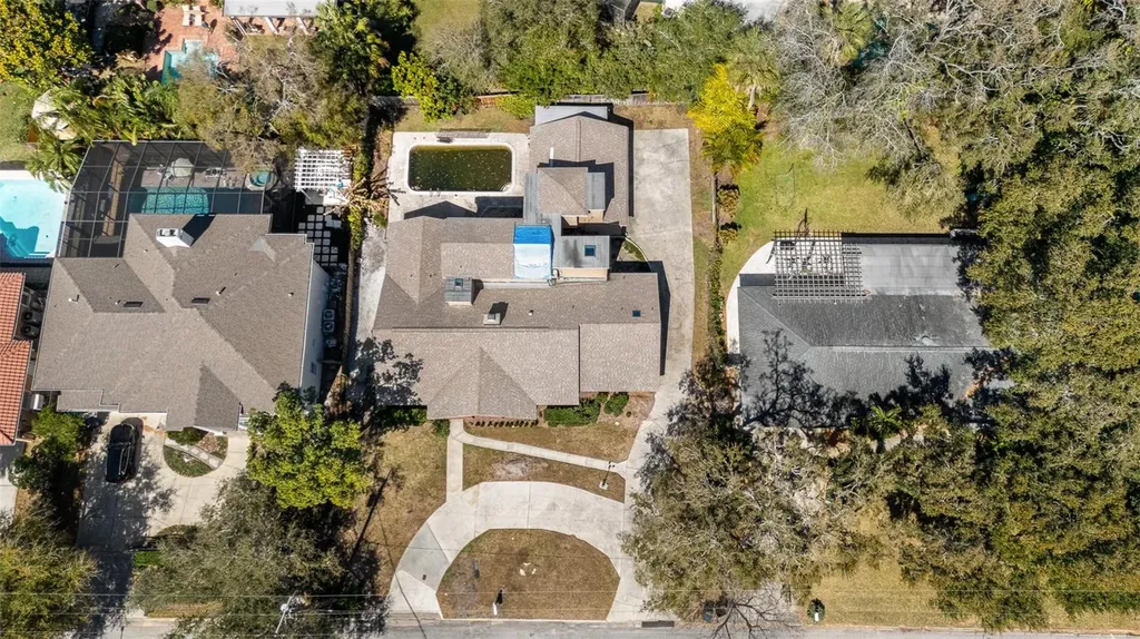 4205 W Azeele Street Tampa FL 33609