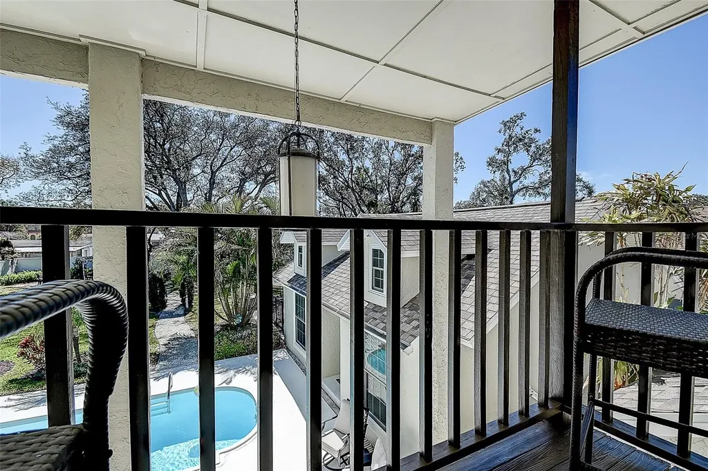 1607 Gulf Road Tarpon Springs FL 34689