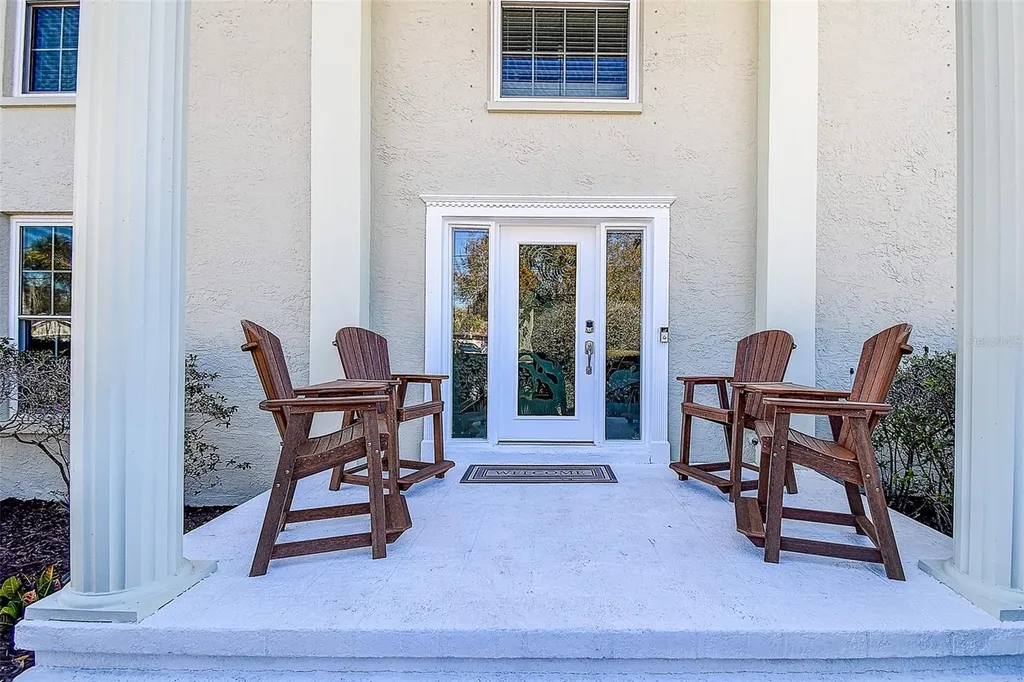 1607 Gulf Road Tarpon Springs FL 34689