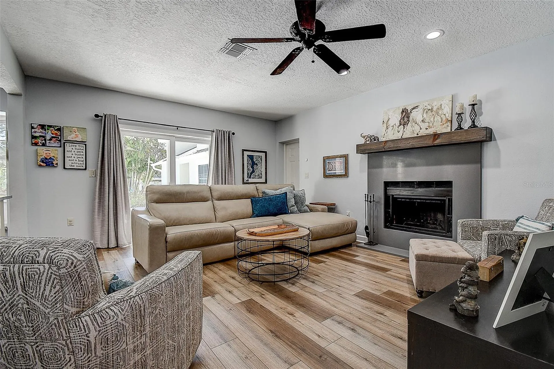 1607 Gulf Road Tarpon Springs FL 34689