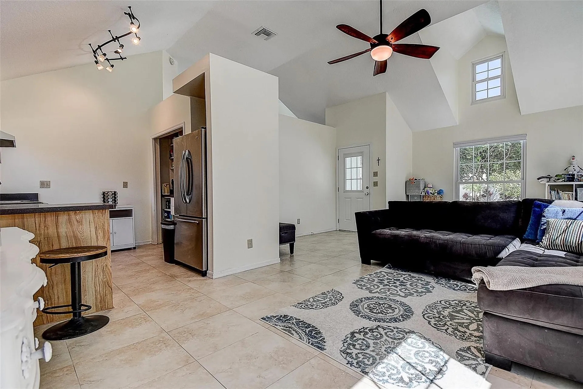 1607 Gulf Road Tarpon Springs FL 34689
