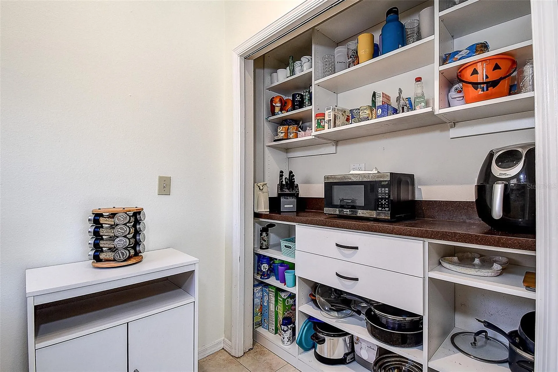 1607 Gulf Road Tarpon Springs FL 34689