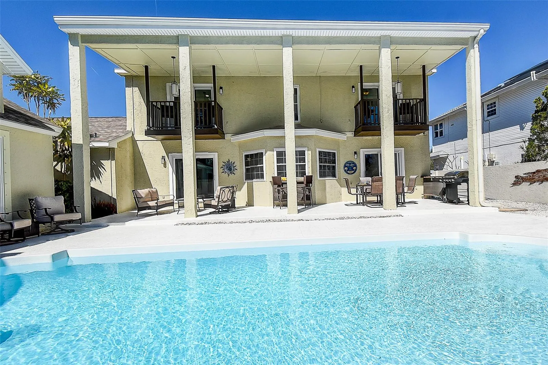 1607 Gulf Road Tarpon Springs FL 34689