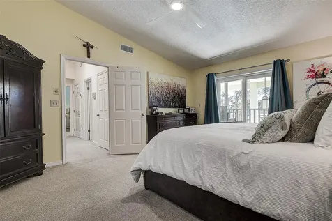 1607 Gulf Road Tarpon Springs FL 34689