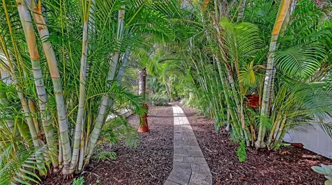 628 W Olympia Avenue Punta Gorda FL 33950