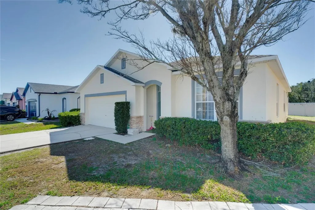 7806 Bear Claw Run Orlando FL 32825