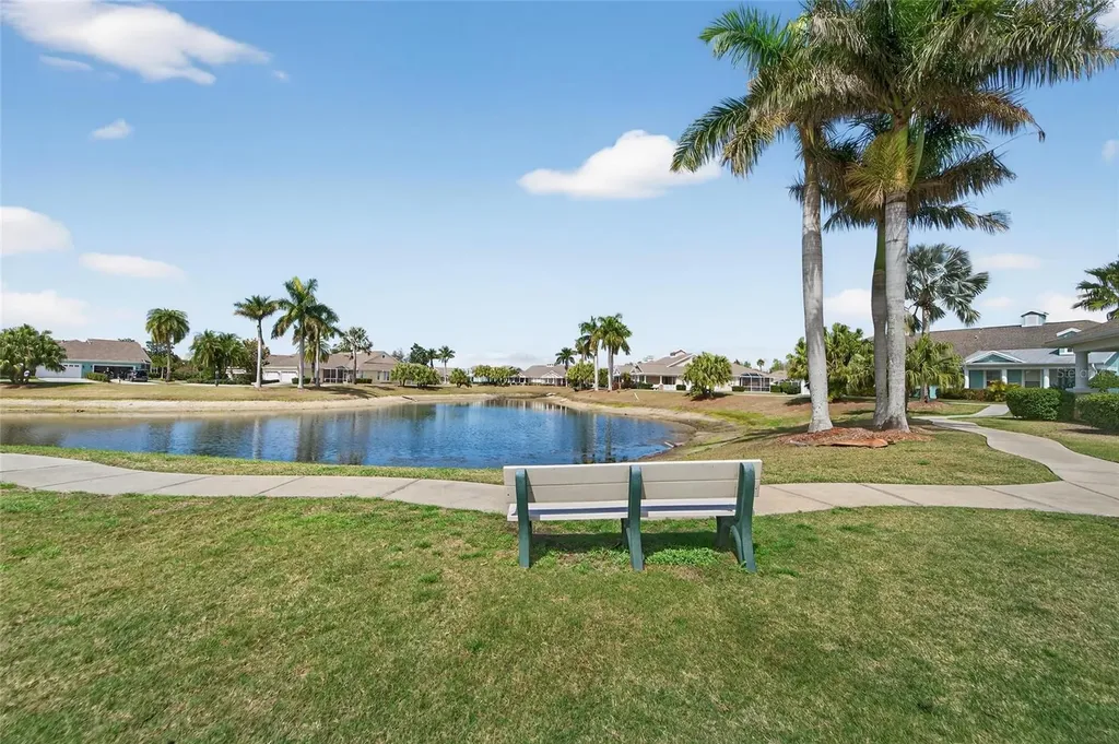 5515 Golden Isles Drive Apollo Beach FL 33572