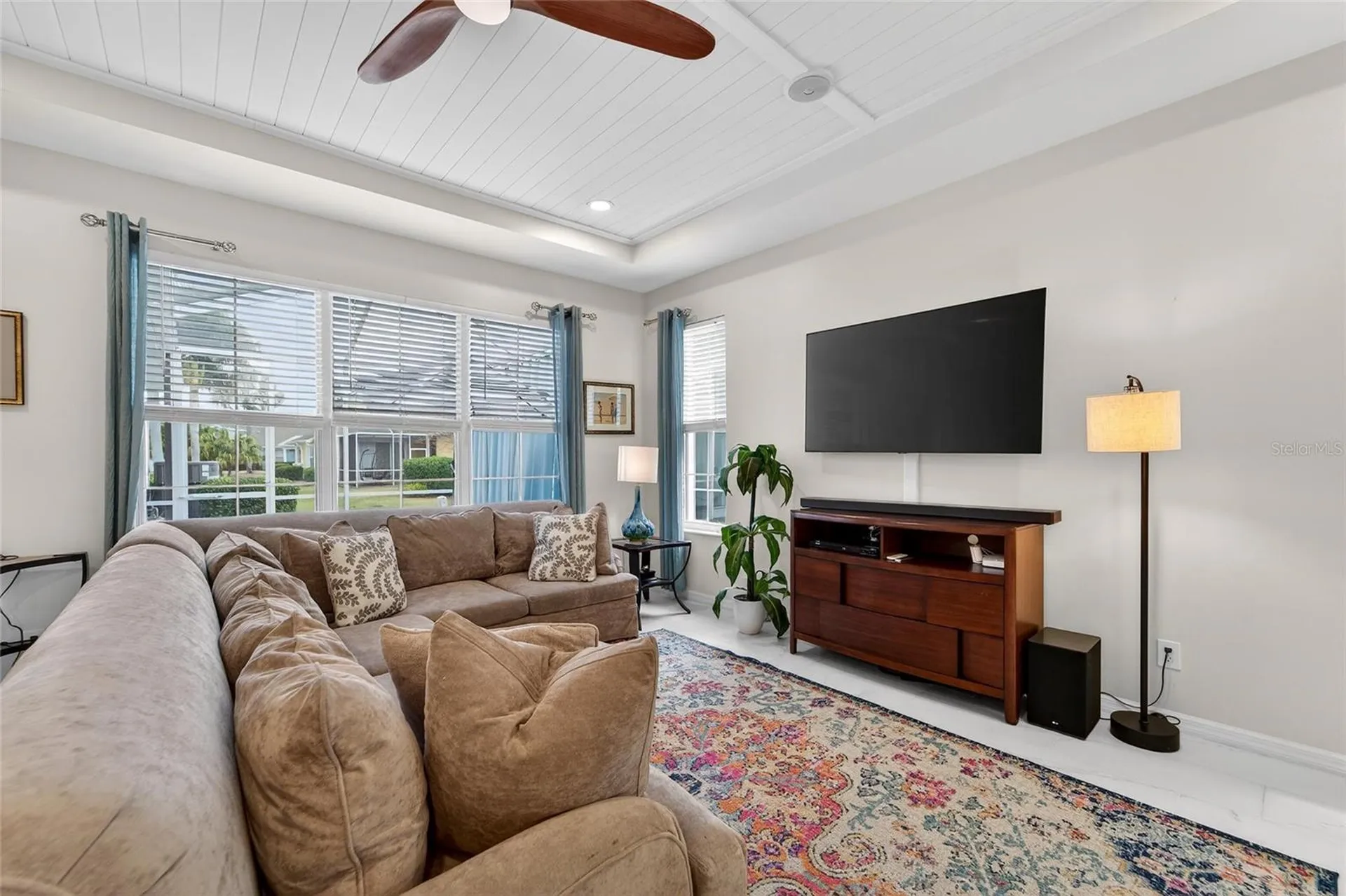 5515 Golden Isles Drive Apollo Beach FL 33572