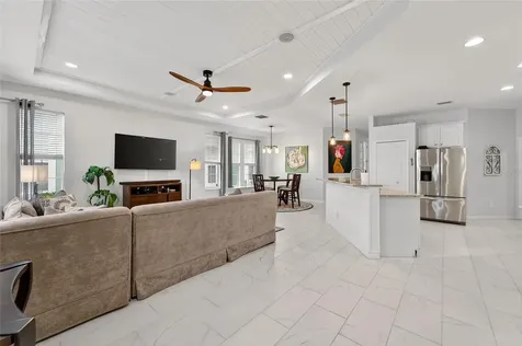 5515 Golden Isles Drive Apollo Beach FL 33572