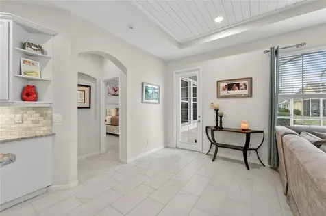 5515 Golden Isles Drive Apollo Beach FL 33572