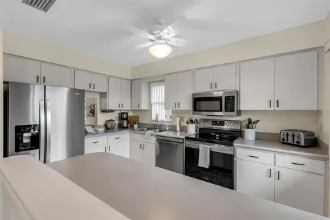 3215 Mercer Road Bradenton FL 34207