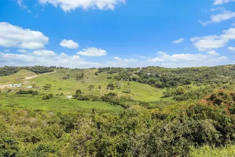 39 Comm Playa Guayanes Yabucoa PR 00767