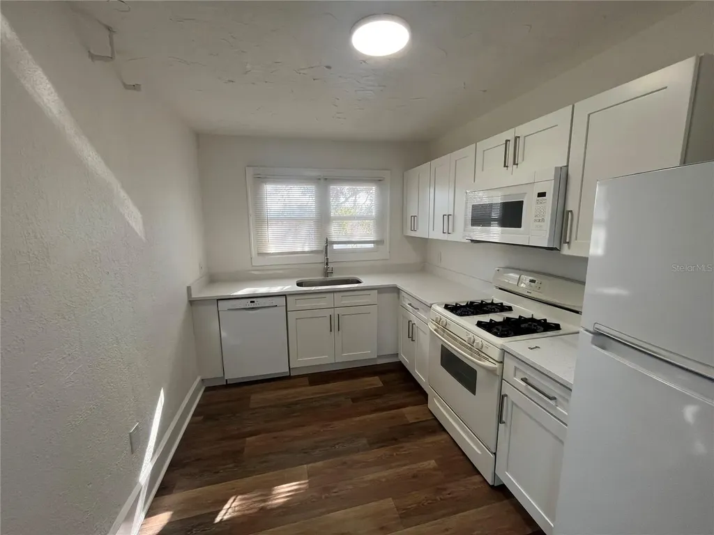 1402 N Garden Avenue Clearwater FL 33755