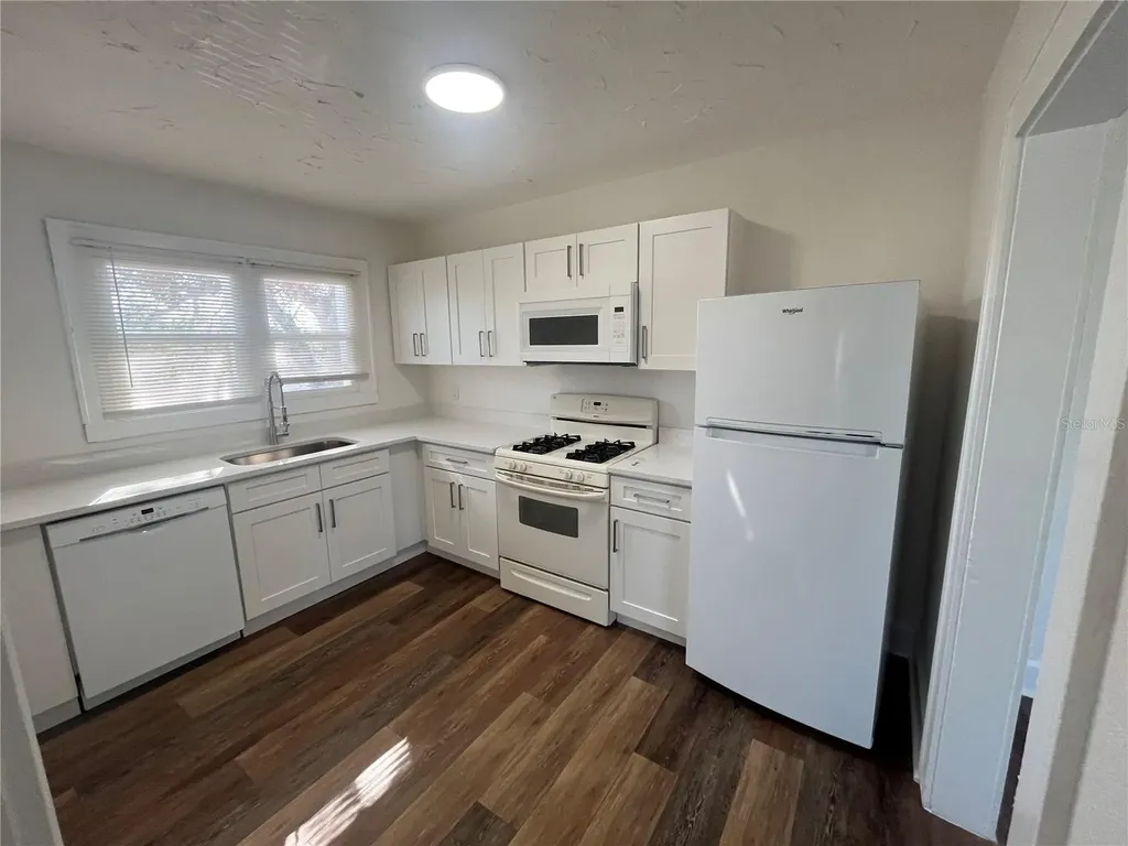 1402 N Garden Avenue Clearwater FL 33755