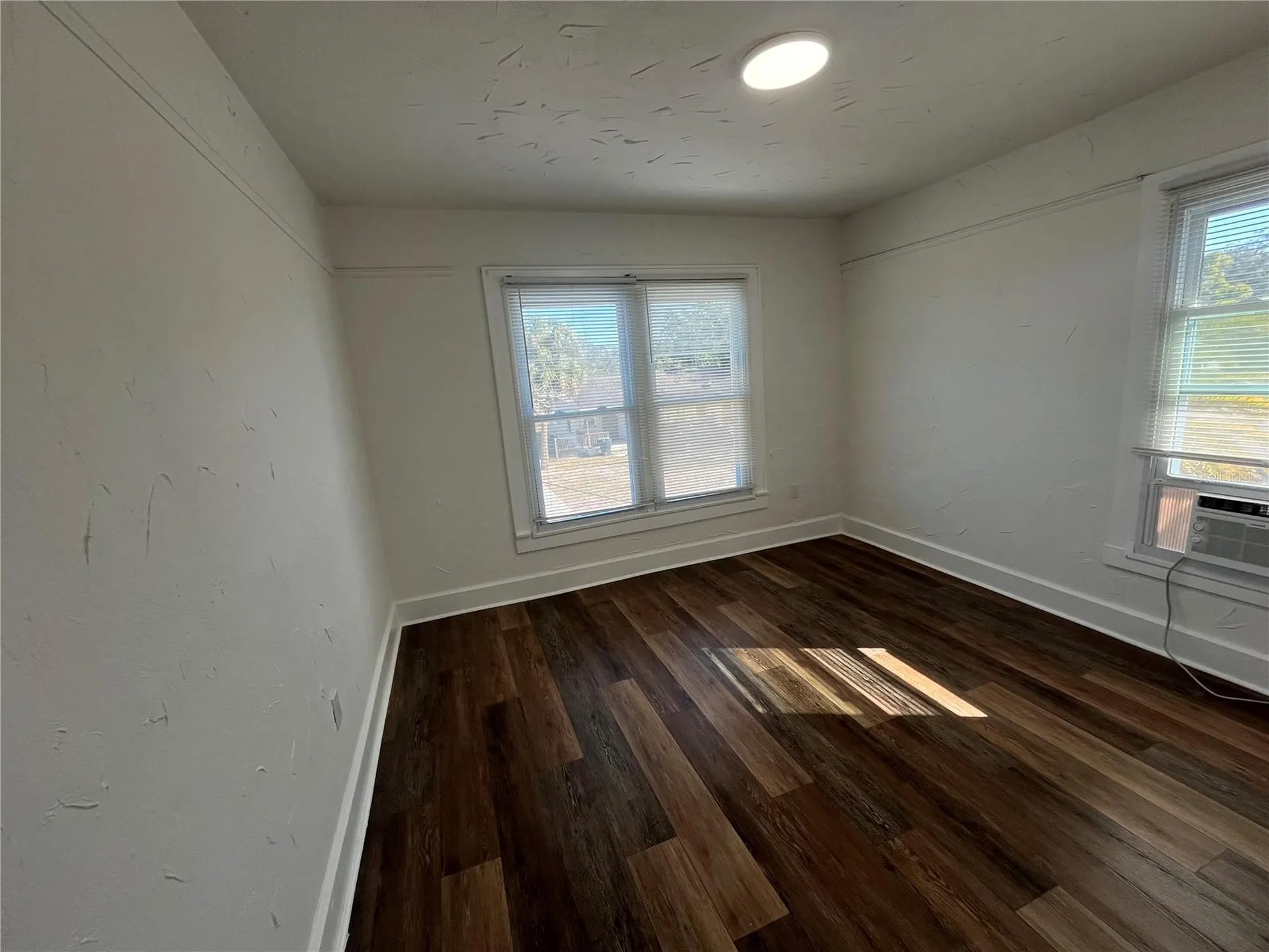 1402 N Garden Avenue Clearwater FL 33755