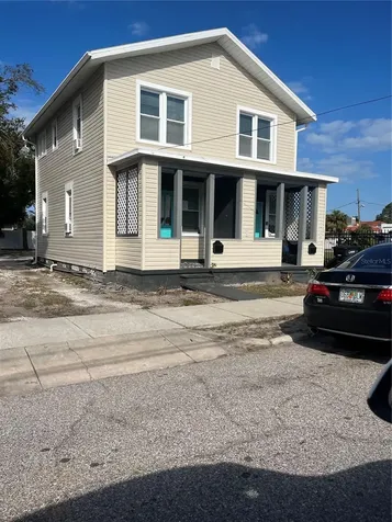 1402 N Garden Avenue Clearwater FL 33755