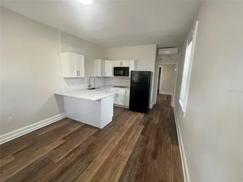 1402 N Garden Avenue Clearwater FL 33755