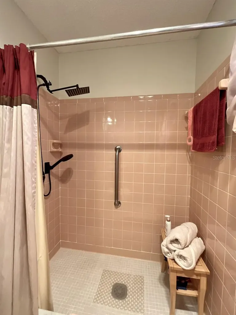 3807 99th Terrace N Pinellas Park FL 33782