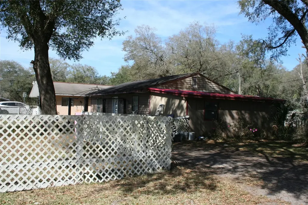 12959 NE 250th Court Salt Springs FL 32134