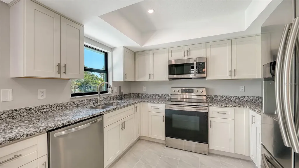 923 69th Street NW Bradenton FL 34209