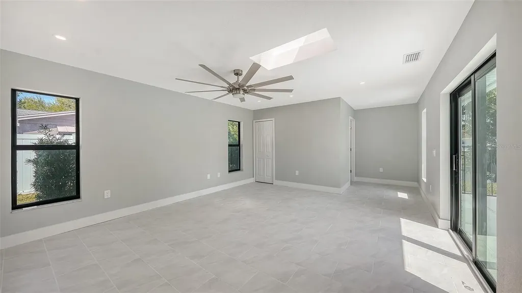 923 69th Street NW Bradenton FL 34209