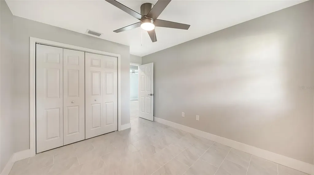 923 69th Street NW Bradenton FL 34209