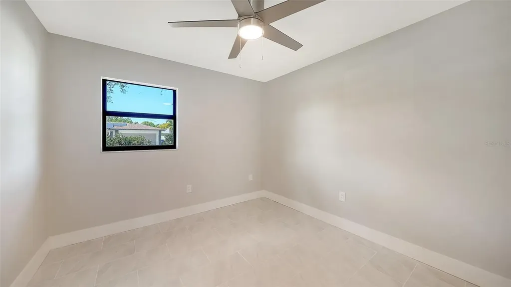 923 69th Street NW Bradenton FL 34209