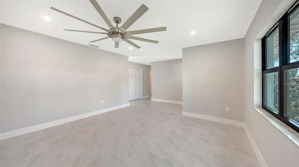 923 69th Street NW Bradenton FL 34209