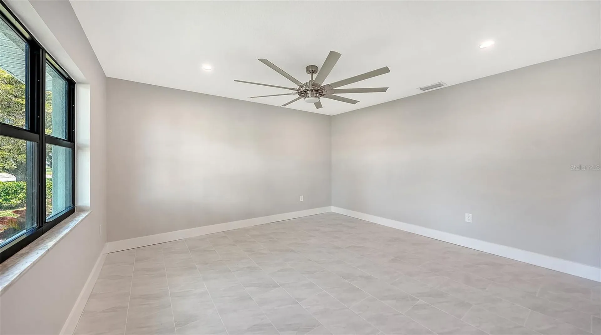 923 69th Street NW Bradenton FL 34209