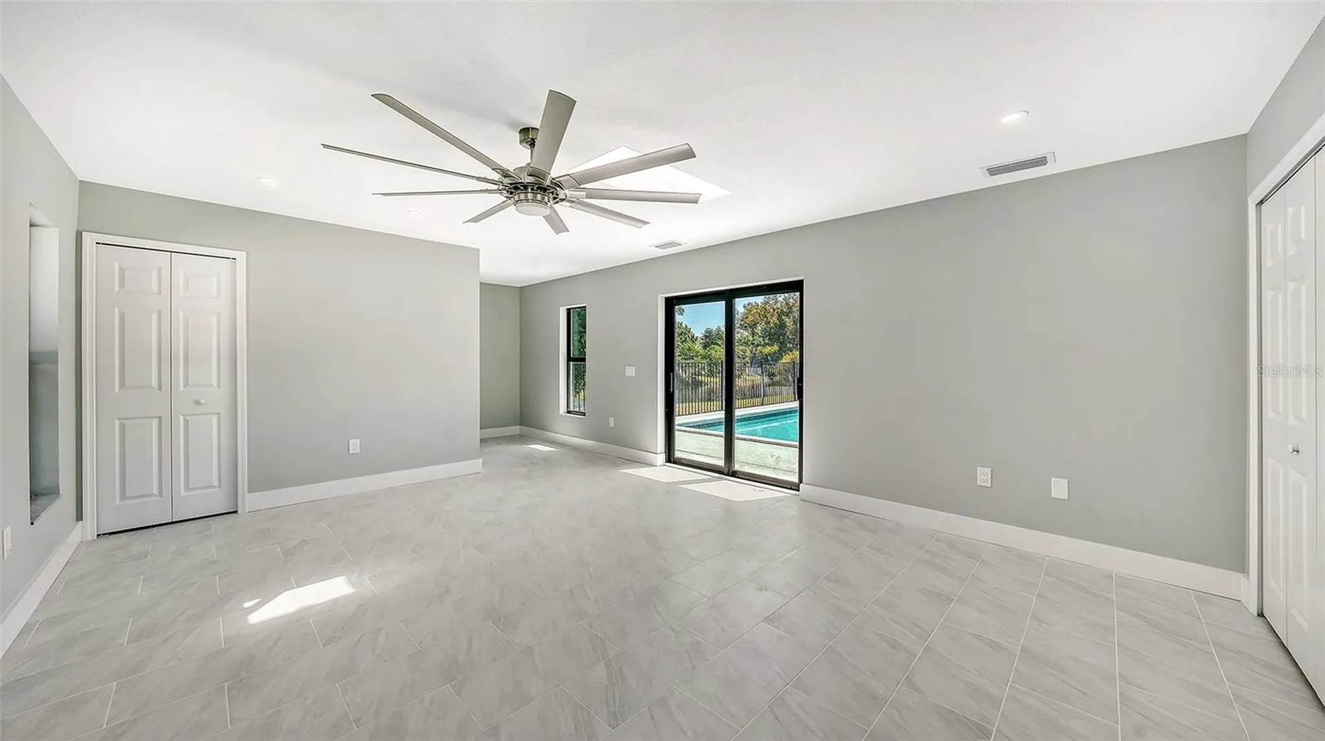 923 69th Street NW Bradenton FL 34209