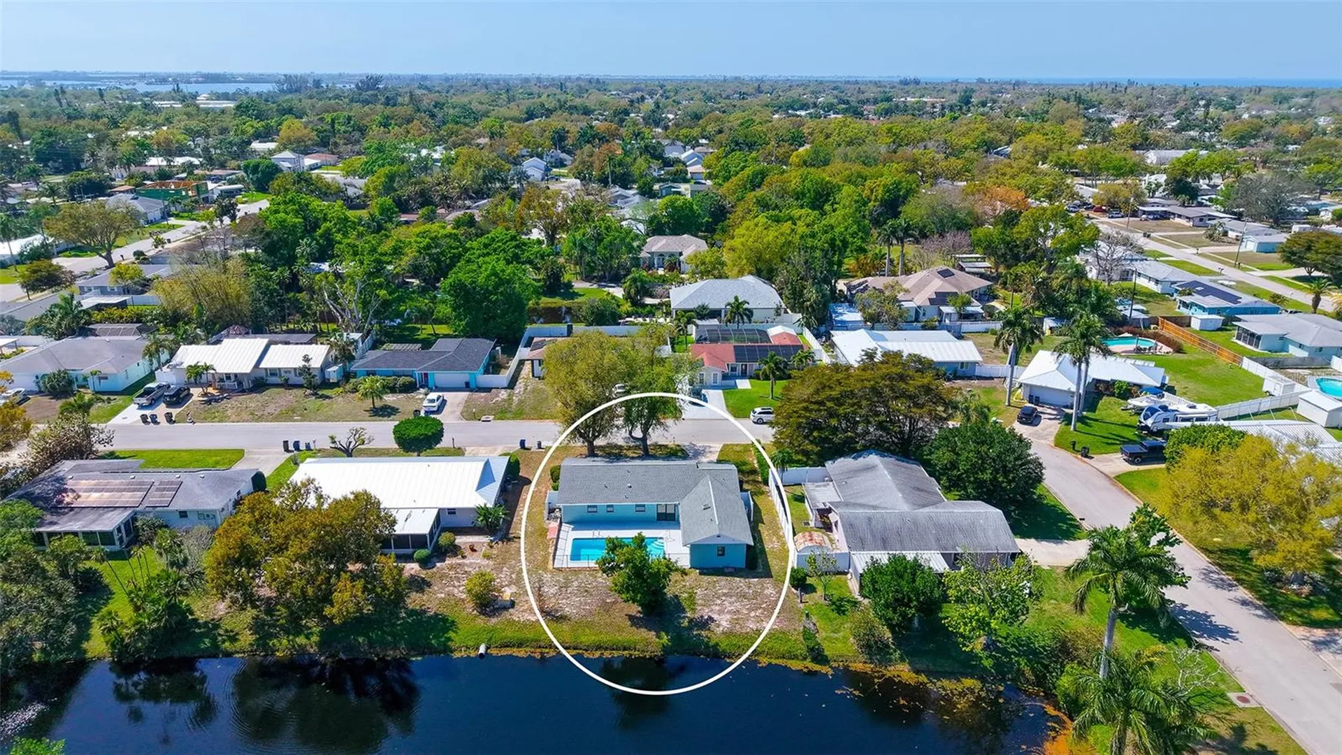 923 69th Street NW Bradenton FL 34209