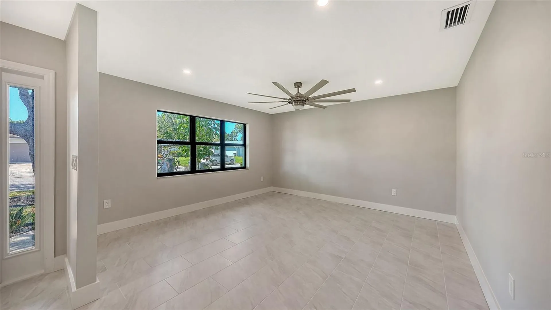 923 69th Street NW Bradenton FL 34209