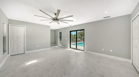 923 69th Street NW Bradenton FL 34209