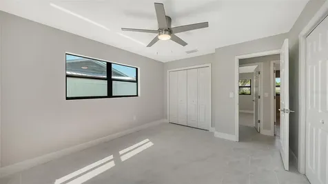 923 69th Street NW Bradenton FL 34209