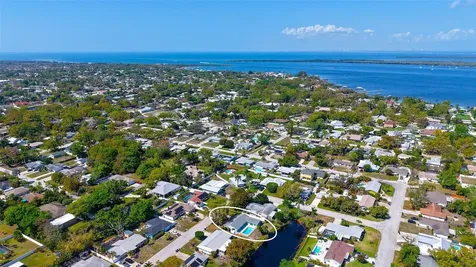 923 69th Street NW Bradenton FL 34209