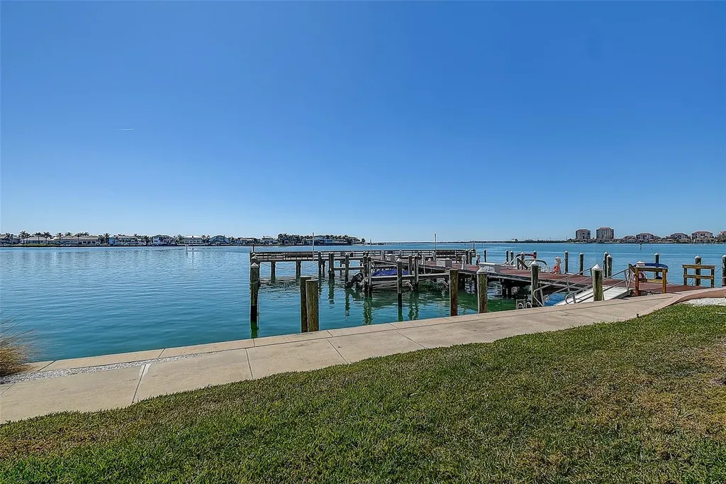 5220 Brittany Drive S St Petersburg FL 33715