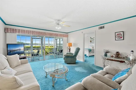 630 S Brevard Avenue Cocoa Beach FL 32931