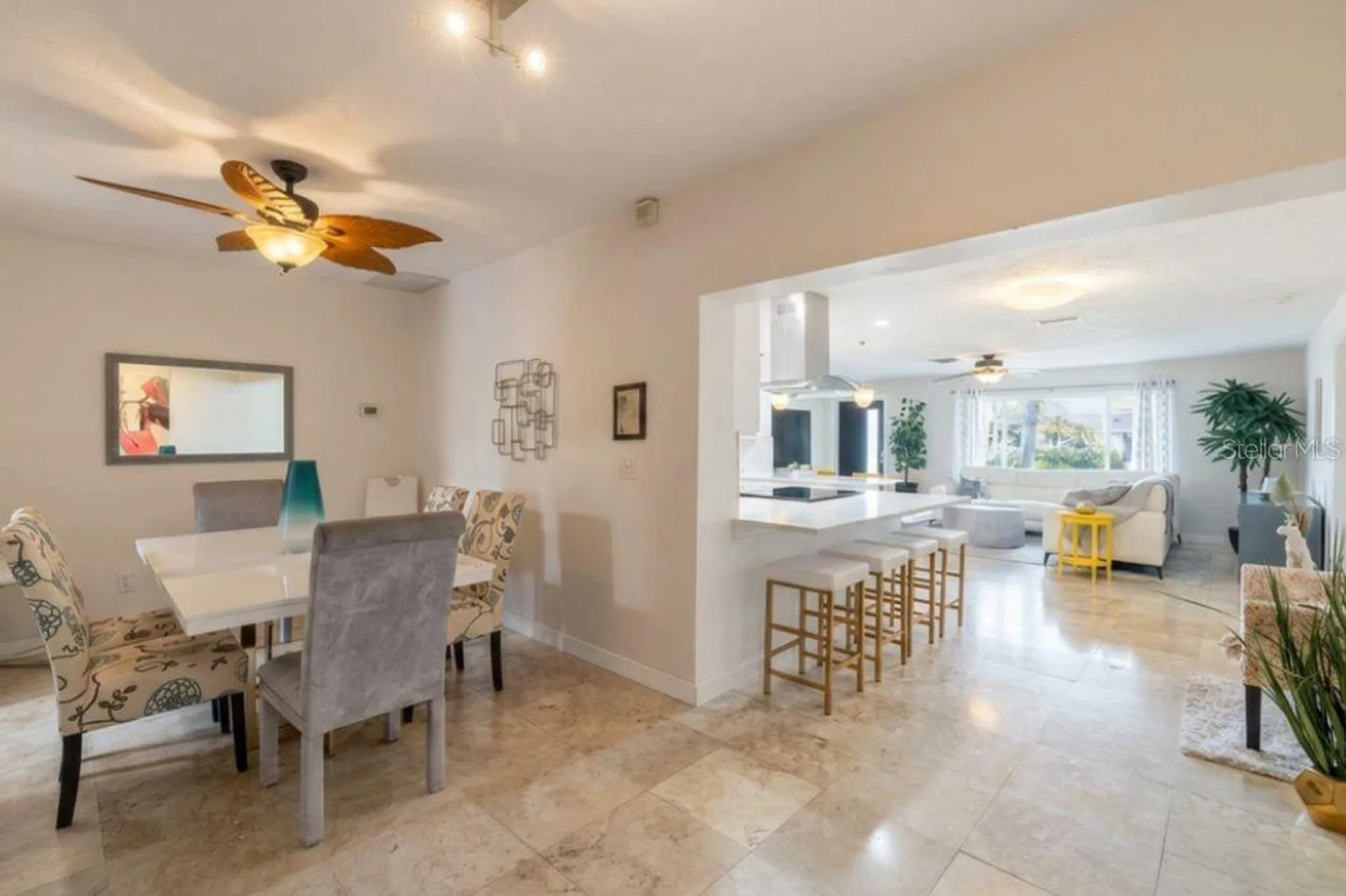 3998 22nd Avenue N St Petersburg FL 33713