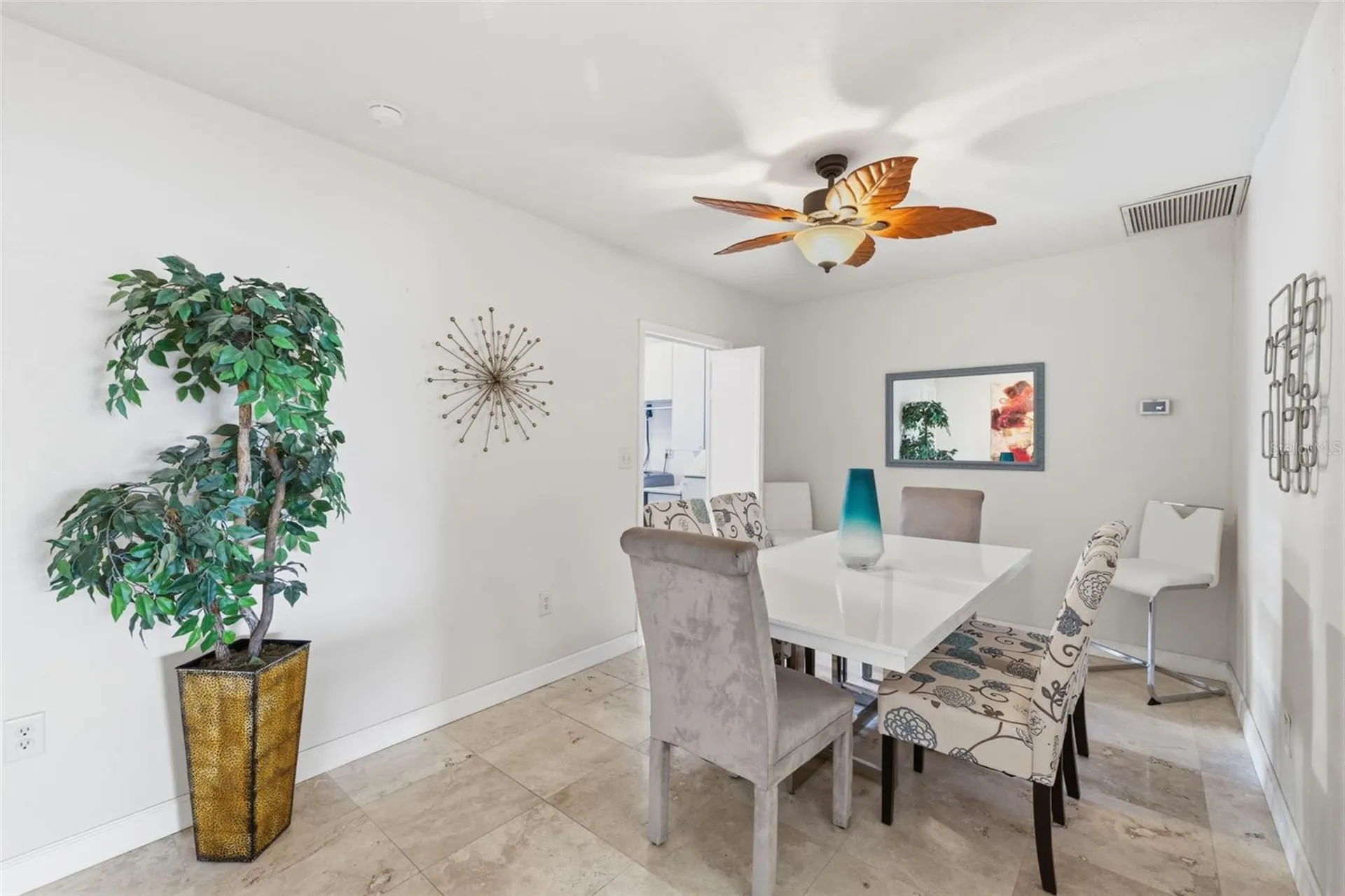3998 22nd Avenue N St Petersburg FL 33713