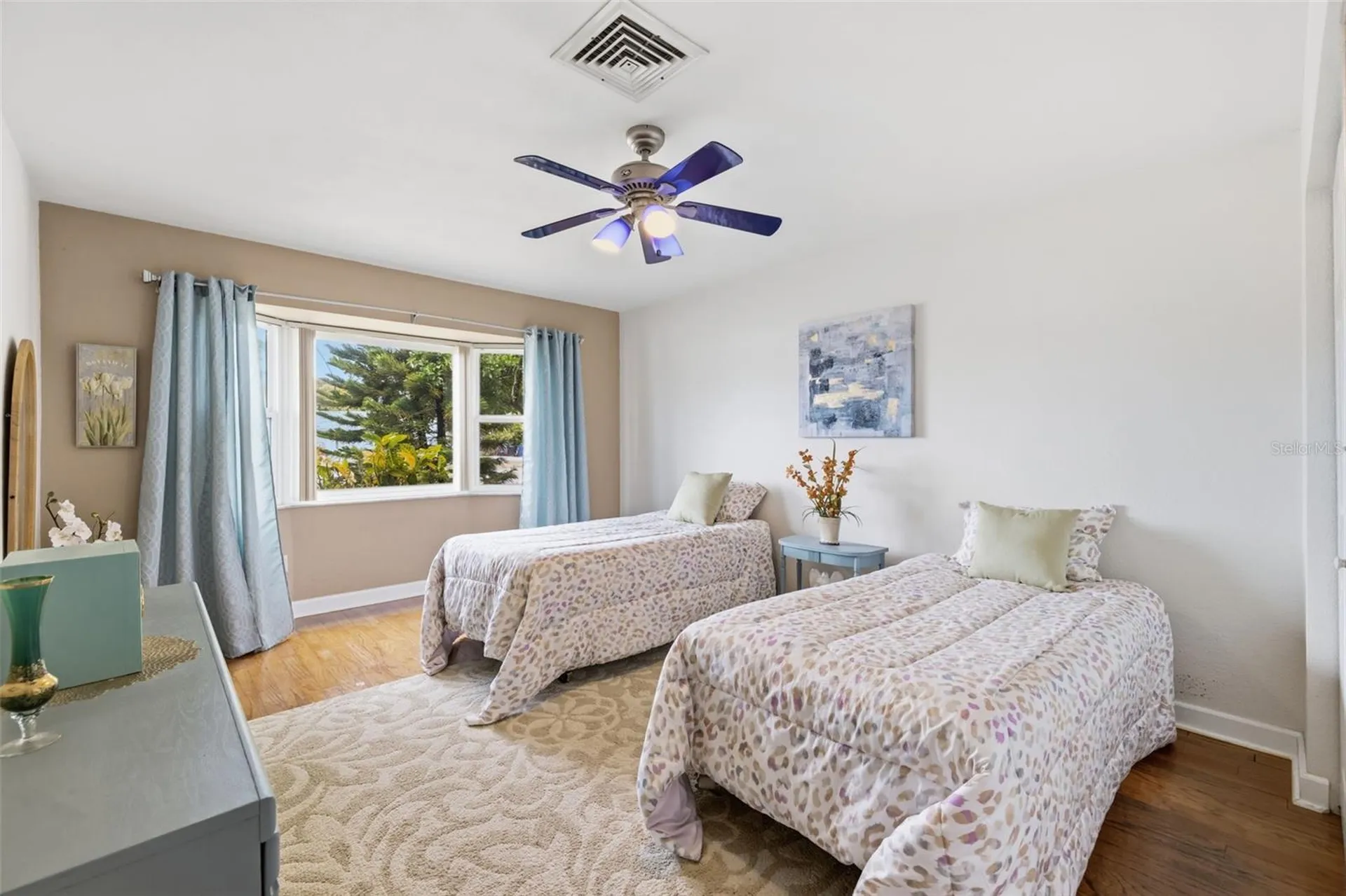 3998 22nd Avenue N St Petersburg FL 33713
