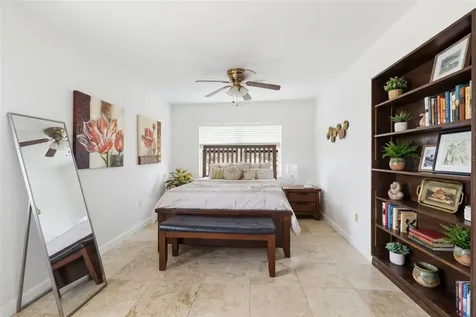 3998 22nd Avenue N St Petersburg FL 33713