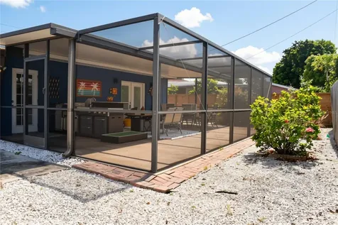3998 22nd Avenue N St Petersburg FL 33713